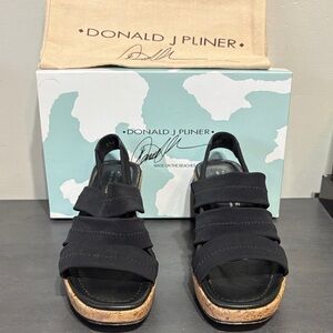 Donald J. Pliner Cassia Black Women’s Sandals s8.5